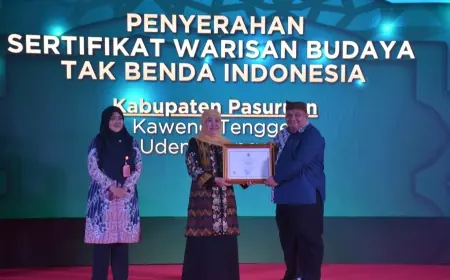 Kaweng dan Udeng Bromo Resmi Ditetapkan Sebagai Warisan Budaya Tak Benda