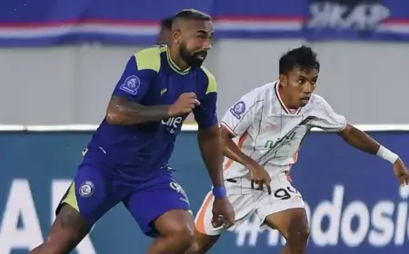 Babak  Pertama Borneo FC vs Arema FC: Singo Edan Ketinggalan Tiga Gol