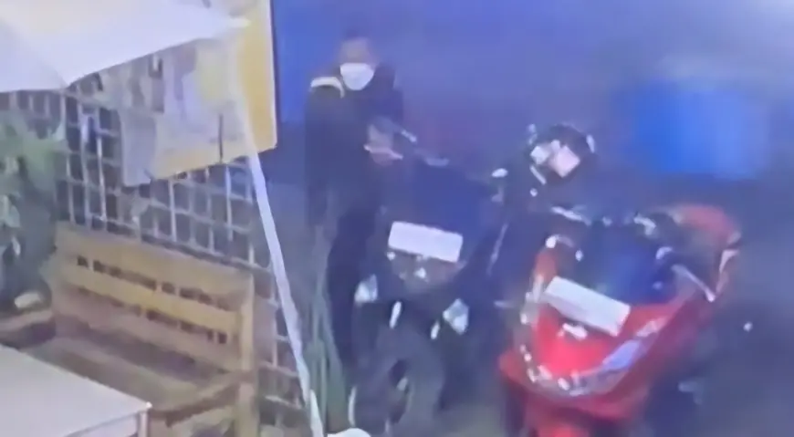 Viral Aksi Maling Motor di Kawasan PinKa Tulungagung Terekam CCTV, Polisi Lakukan Penyelidikan