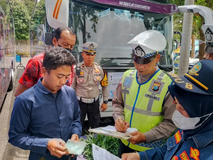 Pasca Angkutan Kota, Ramp Check Bus Pariwisata di JTP 1 di Geber