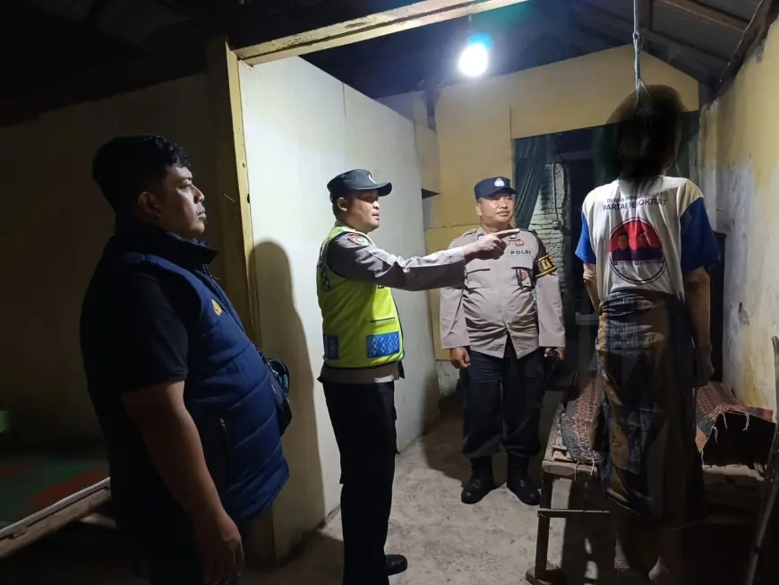 Lansia di Blitar Tewas Gantung Diri di Ruang Tamu