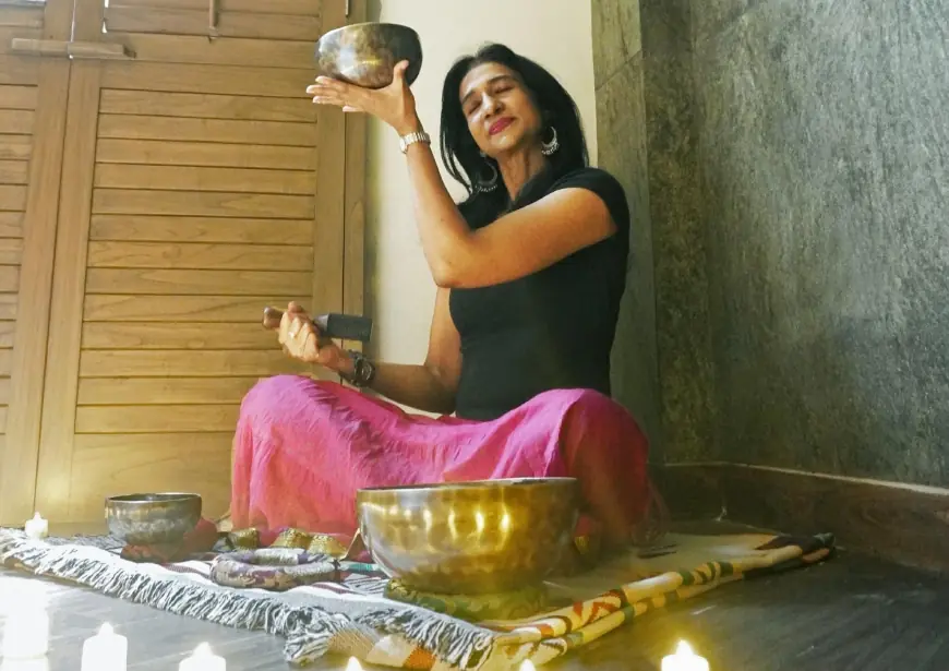 Grand Mercure Malang Mirama Gelar Sesi Singing Bowl Sound Healing untuk Pemulihan Mental dan Fisik