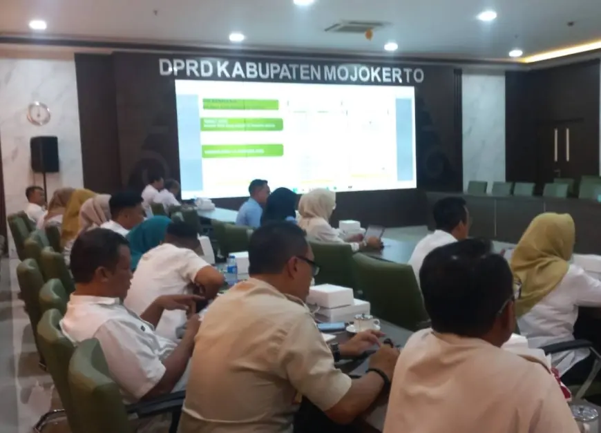 MBG Mojokerto: Gizi Gratis, Nyawa Taruhannya
