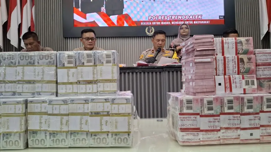 Modus Aplikasi Palsu, Penipu di Trenggalek Kuras Rekening Korban Ratusan Juta