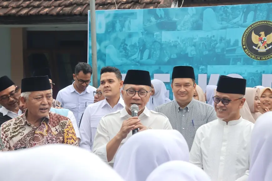 Menteri Zulhas Kunjungi Pondok Pesantren di Malang, Ini Pesannya