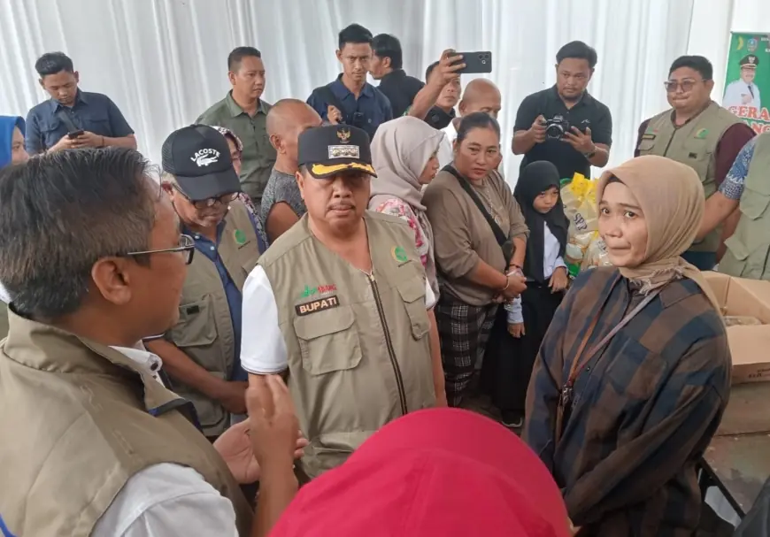 Bupati Jombang dan Bapanas Sidak Pasar Pon, Temukan Kenaikan Harga Cabai dan Telur