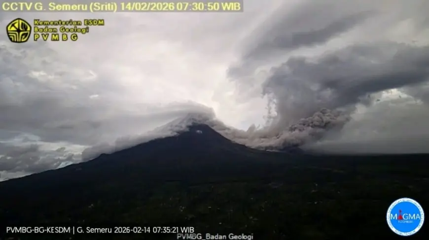 Gunung Semeru Erupsi, Luncurkan Awan Panas Sejauh 4,5 Kilometer
