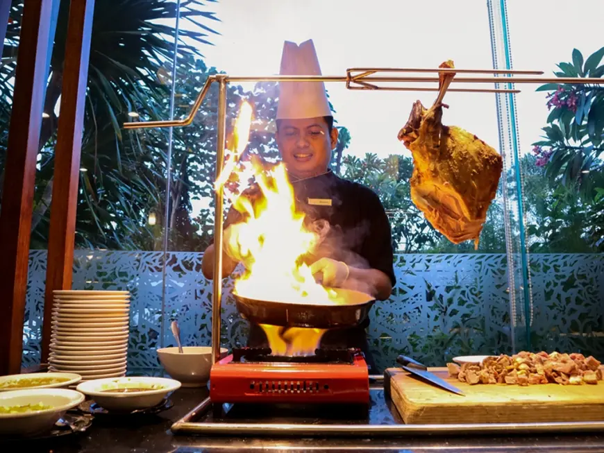 Mencicipi Kuliner Ramadan di Hotel Horison GKB Gresik: Dari Kelezatan Timur Tengah hingga Gurihnya Nasi Krawu
