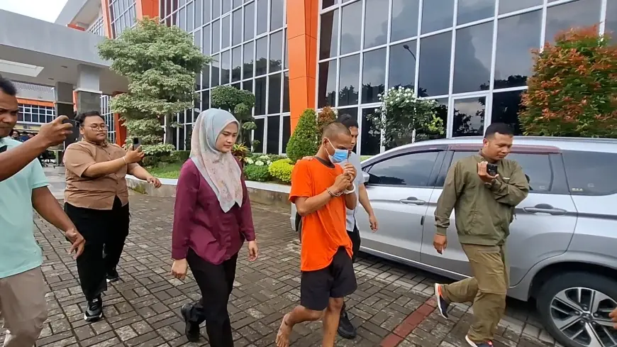 Polisi Gresik Bekuk Residivis Pengedar Sabu Saat Ramadan