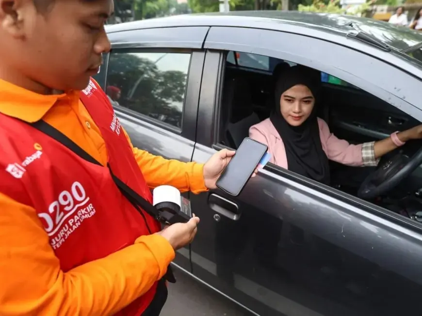 Janji Akhir Februari 2026, Seluruh Parkir Tepi Jalan Surabaya Wajib Non-Tunai