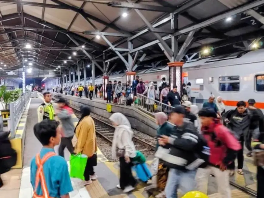 Sepertiga Tiket Mudik Lebaran 2026 dari Daop 8 Surabaya Sudah Terjual, Lebih dari 179 Ribu Kursi Ludes
