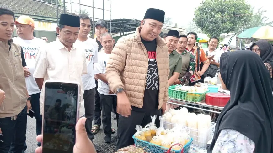 Respon Keluhan UMKM yang Susah Berjualan saat Hujan, Bupati Situbondo Janjikan Puluhan Tenda