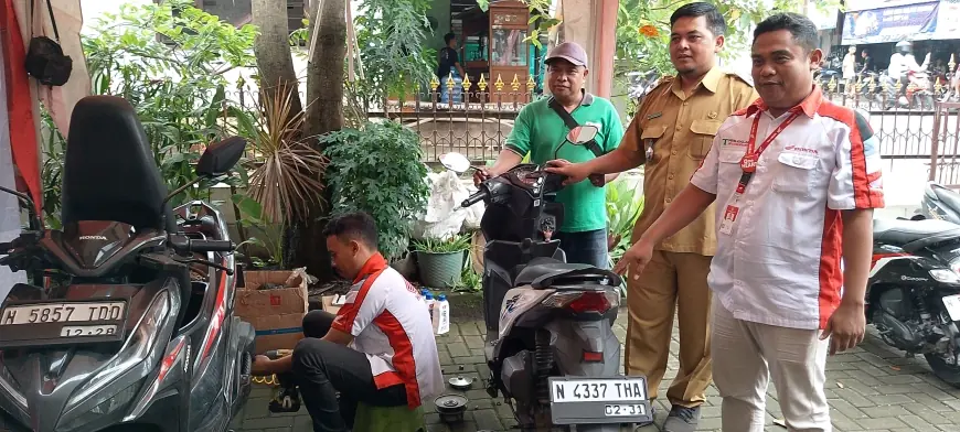 Pemdes Randupitu Manjakan Warganya Dengan Adakan Servise Motor Gratis
