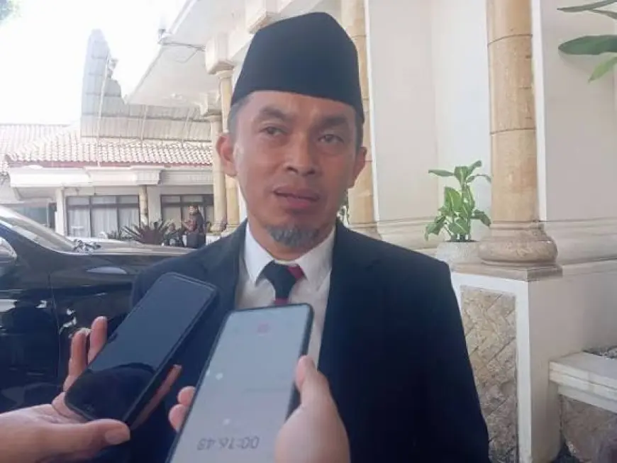 Pemkot Blitar Perluas Bantuan Seragam, Siswa Luar Kota Bakal Ikut Terjangkau