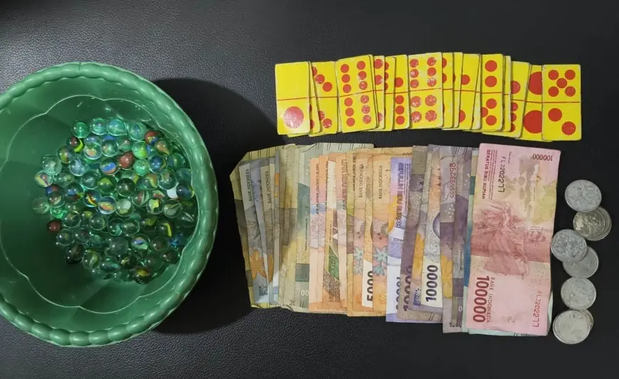Main Judi Qiu-Qiu Berkedok Kelereng, Tiga Warga Asembagus Diciduk Polisi