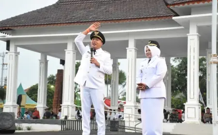 Setahun Kepemimpinan di Situbondo, Mas Rio-Mbak Ulfi Ajak Buka Bersama Masyarakat dengan Ribuan Takjil Gratis