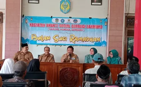 Bupati Marhaen Hadiri Penyaluran Baksos "Sarmuko" di Desa Kampung Baru Tanjunganon