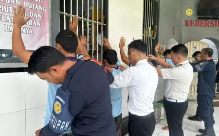 Pastikan Keamanan Ramadhan, Petugas Rutan Situbondo Sidak Blok Hunian