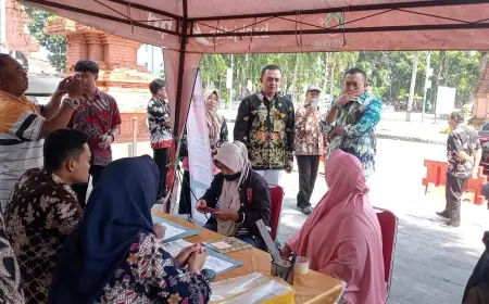 Keluarga Migran di Situbondo Menangis, Desak Pemerintah Pulangkan Anggota Keluarga dari Wilayah Perang
