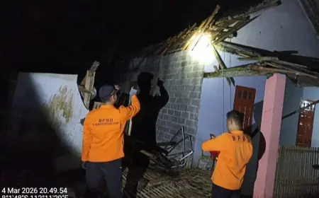 Lagi, Hujan Deras Disertai Angin Kencang Porak-Porandakan 4 Kecamatan di Blitar