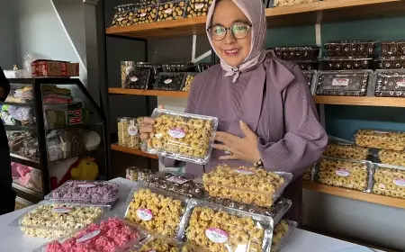 Kue Kering Mawar Jadul Kembali Diburu Saat Ramadan, Produsen di Blitar Produksi Hingga 3 Kuintal