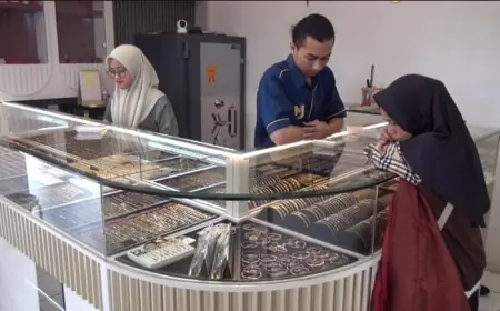 Harga Emas Naik Menjelang Lebaran, Daya Beli Masyarakat Menguat