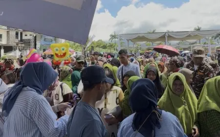 Ramadan Berkah di Jabung: Ribuan Warga Tebus Sembako Murah Sambil Belajar Keuangan Syariah