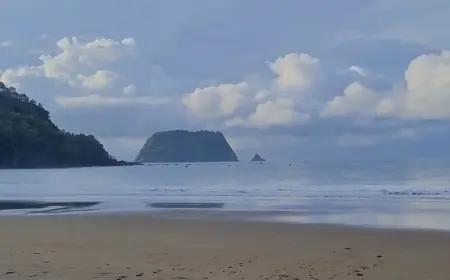 Pantai Kebo Trenggalek, Destinasi Weekend dengan Panorama yang Masih Alami