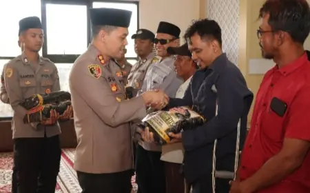 Jelang Idulfitri, Kapolres Nganjuk Salurkan Zakat Fitrah dan Santunan untuk Disabilitas