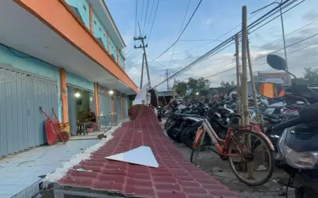 Proyek Rp3,9 Miliar Pasar Ploso Jombang, Baru Seumur Jagung Sudah Ambruk