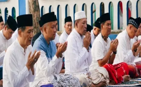 Shalat Idulfitri di Pendopo, Bupati Sampang Tekankan Makna Ketakwaan