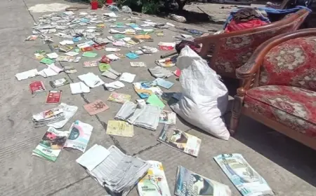 Sisa Banjir Luapan Sungai Sadar Mojokerto, Asa Warga di Balik Jemuran Buku Sekolah
