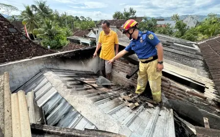 Ditinggal Mudik, Rumah Warga Trenggalek Nyaris Terbakar Gegara Kejatuhan Balon Udara