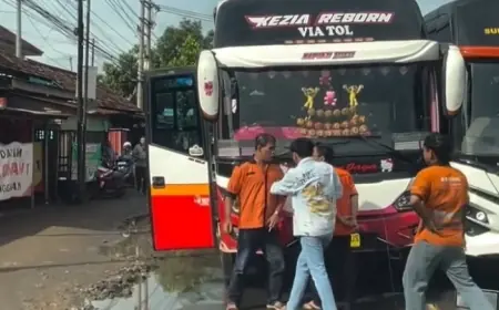 Viral! Awak Bus Harapan Jaya - Bagong Cekcok di  Jalanan Kediri, Begini Kronologinya