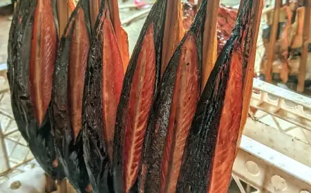 Ikan Asap Pantai Tambakrejo Blitar Jadi Incaran Wisatawan Selama Libur Lebaran