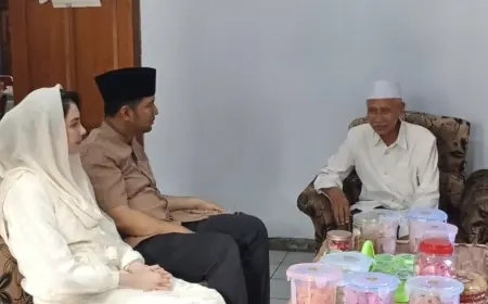 Hadiri Tradisi Kupatan di Trenggalek, Emil Dardak Tegaskan Pentingnya Pelestarian Akar Budaya