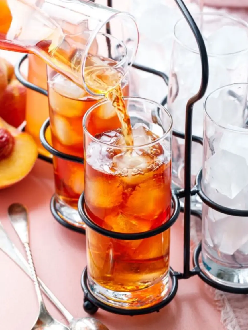 Waspada! Kebiasaan Minum Teh Ini Bisa Picu Gangguan Usus