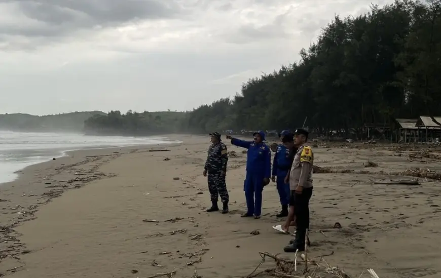 Satu Pemancing Hilang Terseret Ombak di Laut Kawasan Pathuk Lesung Blitar