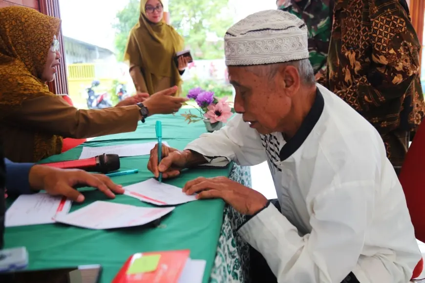 Jelang Idul Fitri, Insentif Guru Ngaji di Jember Disalurkan
