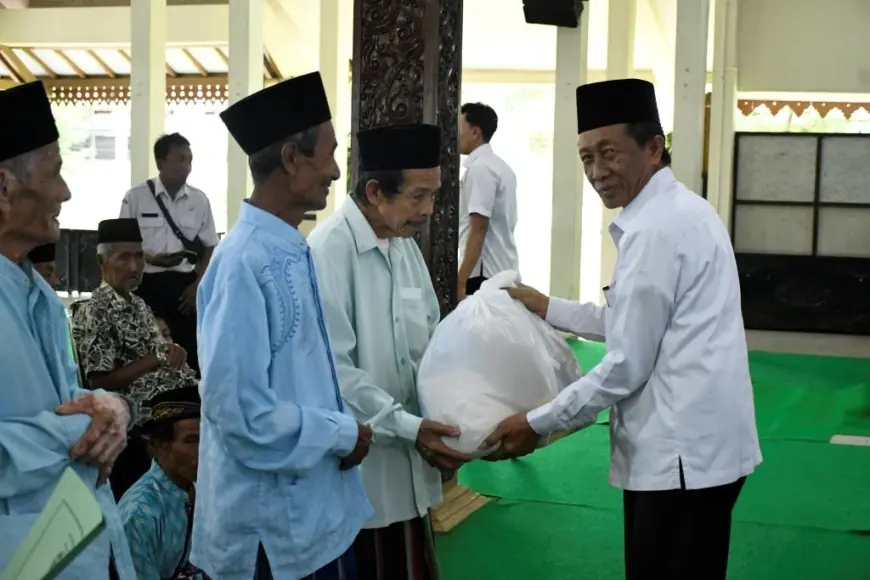 Baznas Bondowoso Santuni Ratusan Anak Yatim dan Dhuafa di 23 Kecamatan, Dana Tersalurkan Rp130 Juta
