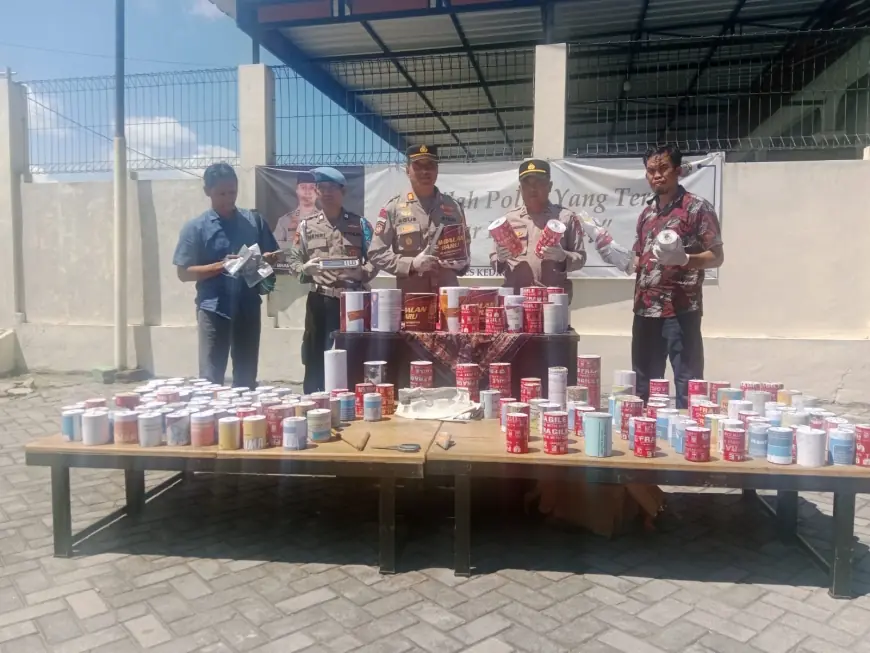 Rumah di Kediri Digeledah, Polisi Amankan Ratusan Petasan