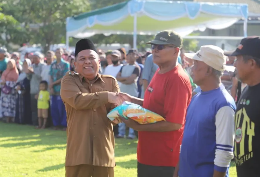 Pemkab Jombang Salurkan Bansos untuk 2.495 PPKS dan PSKS