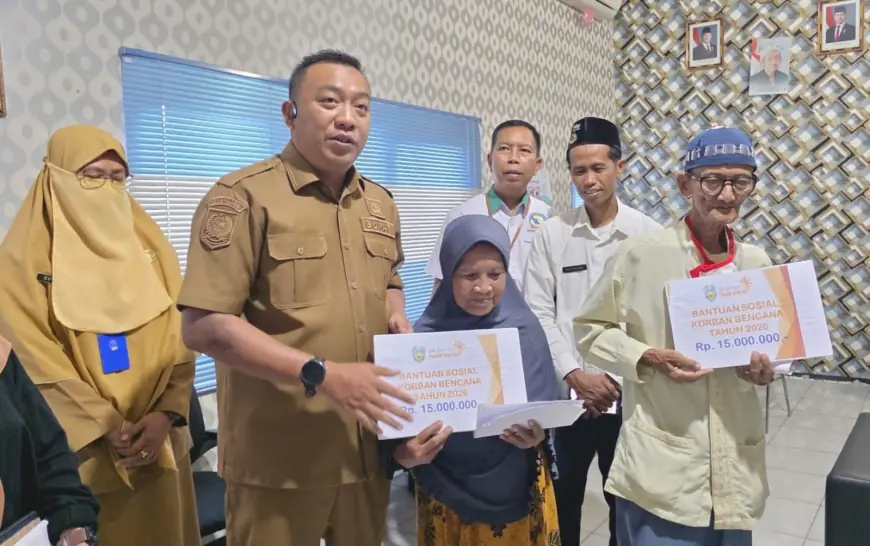 Pemkab Situbondo Salurkan Bantuan Tunai Rp1,1 Miliar untuk Korban Bencana