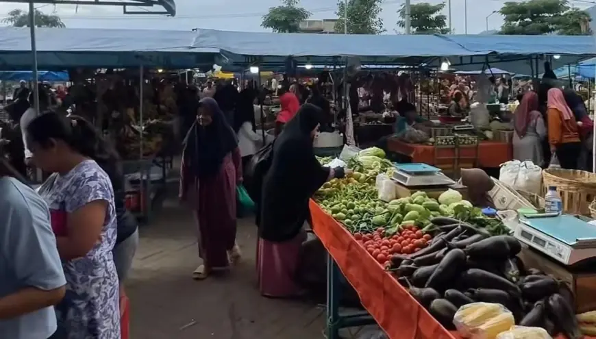 Jelang Lebaran 226, Daya Beli di Pasar Among Tani Melemah