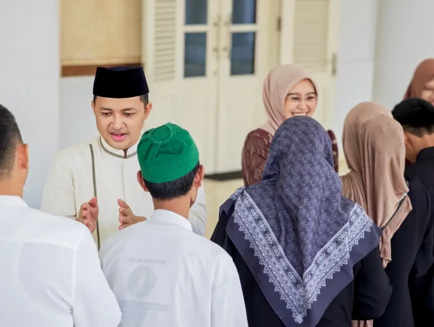 Jalin Silaturahmi Tanpa Pandang Jabatan, Bupati Pasuruan Open House Bersama Masyarakat