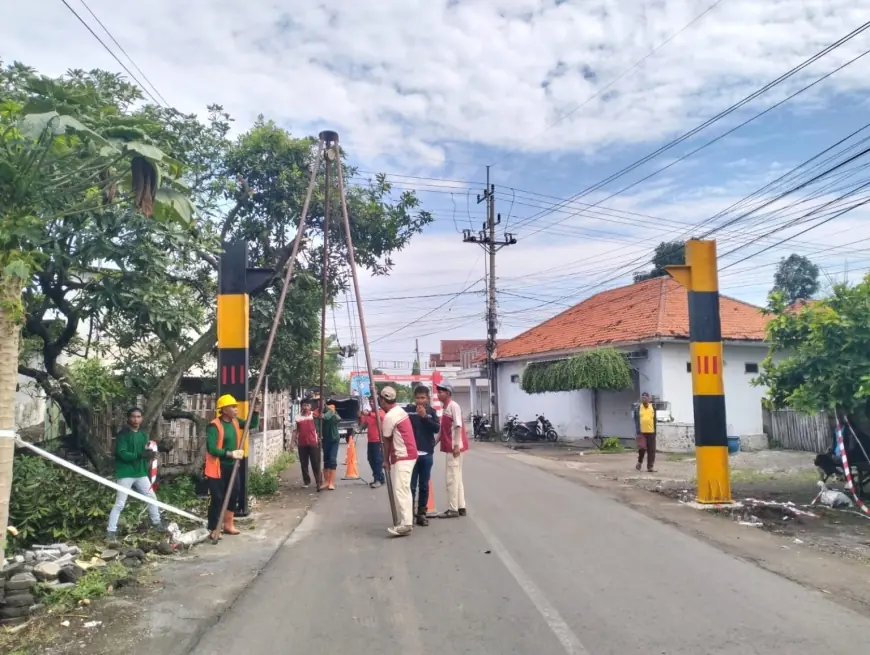 Jaga Keawetan Jalan, Pemkab Probolinggo Pasang Portal di 8 Ruas