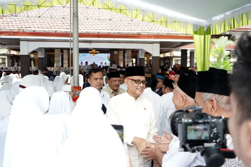 Kunjungan Langka, Menteri Haji Temui 732 Jemaah Nganjuk Jelang Keberangkatan 2026