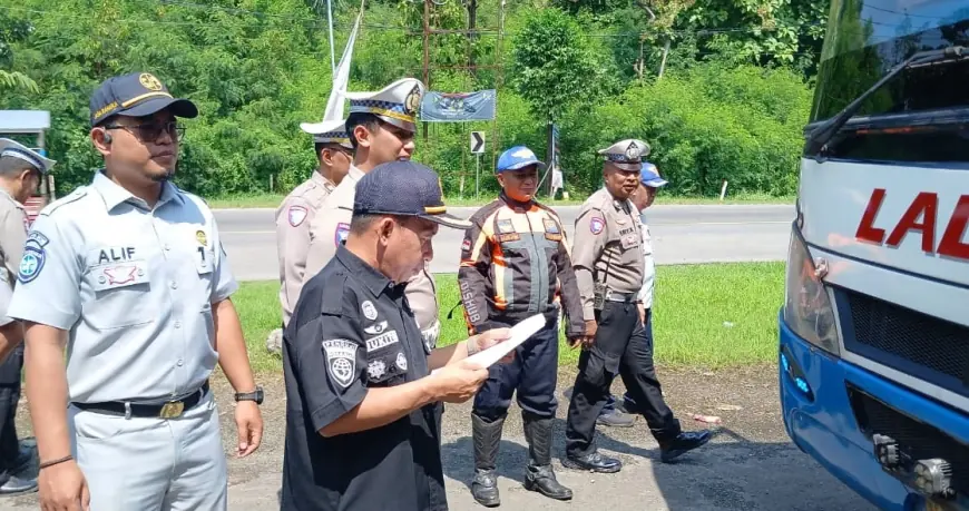 Ramp Check Arus Balik, Dishub Probolinggo Pastikan Angkutan Umum Laik Jalan