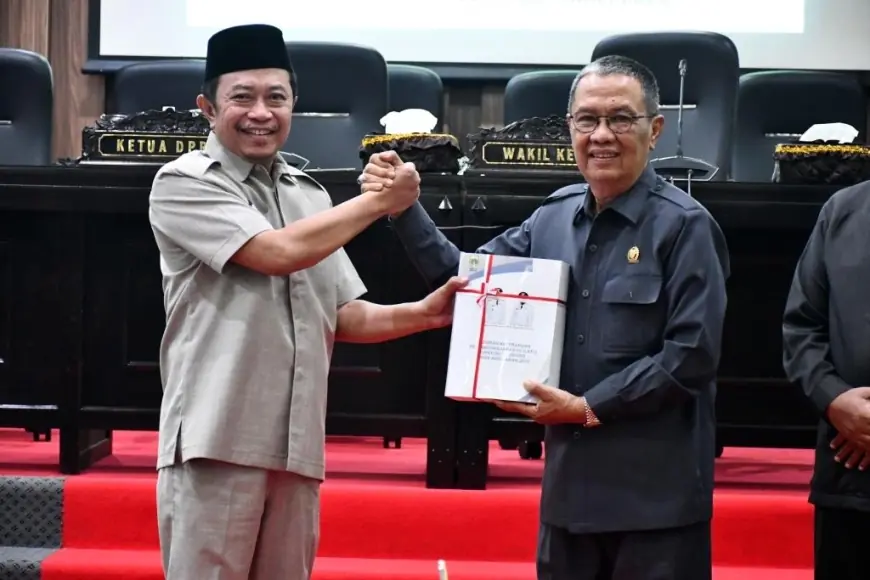 Sampaikan LKPJ ke DPRD, Bupati Bondowoso Beberkan Capaian Kinerja Tahun 2025