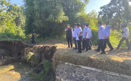 Dam Jebol di Kraksaan Ditinjau Bupati Probolinggo, Perbaikan Dipercepat dan Warga Diminta Peduli Sampah